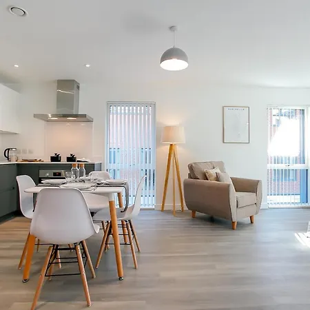 Hilltop Serviced Apartments- Northern Quarter Manchester Exterior foto